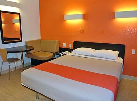 Motel 6-Marble Falls, Tx מראה חיצוני תמונה